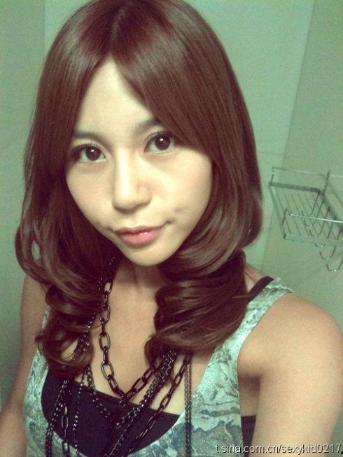 马诺生活照,揭秘时尚女神的日常魅力